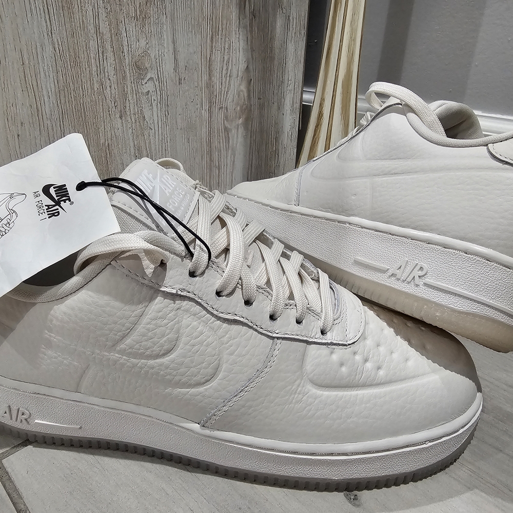 Nike Air Force 1 Men's Off White Waterproof Leather Sneakers Size 6.5